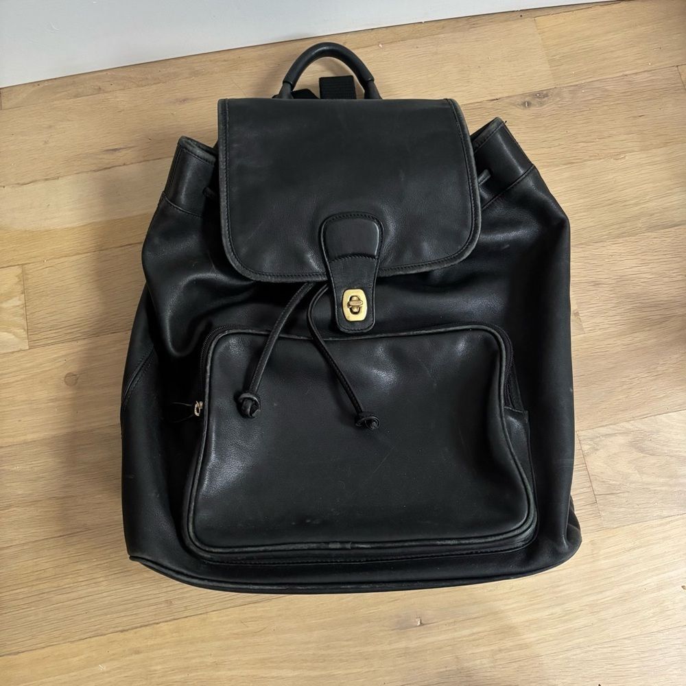 Vintage Coach Retro Classsic Black Leather Backpack Spacious